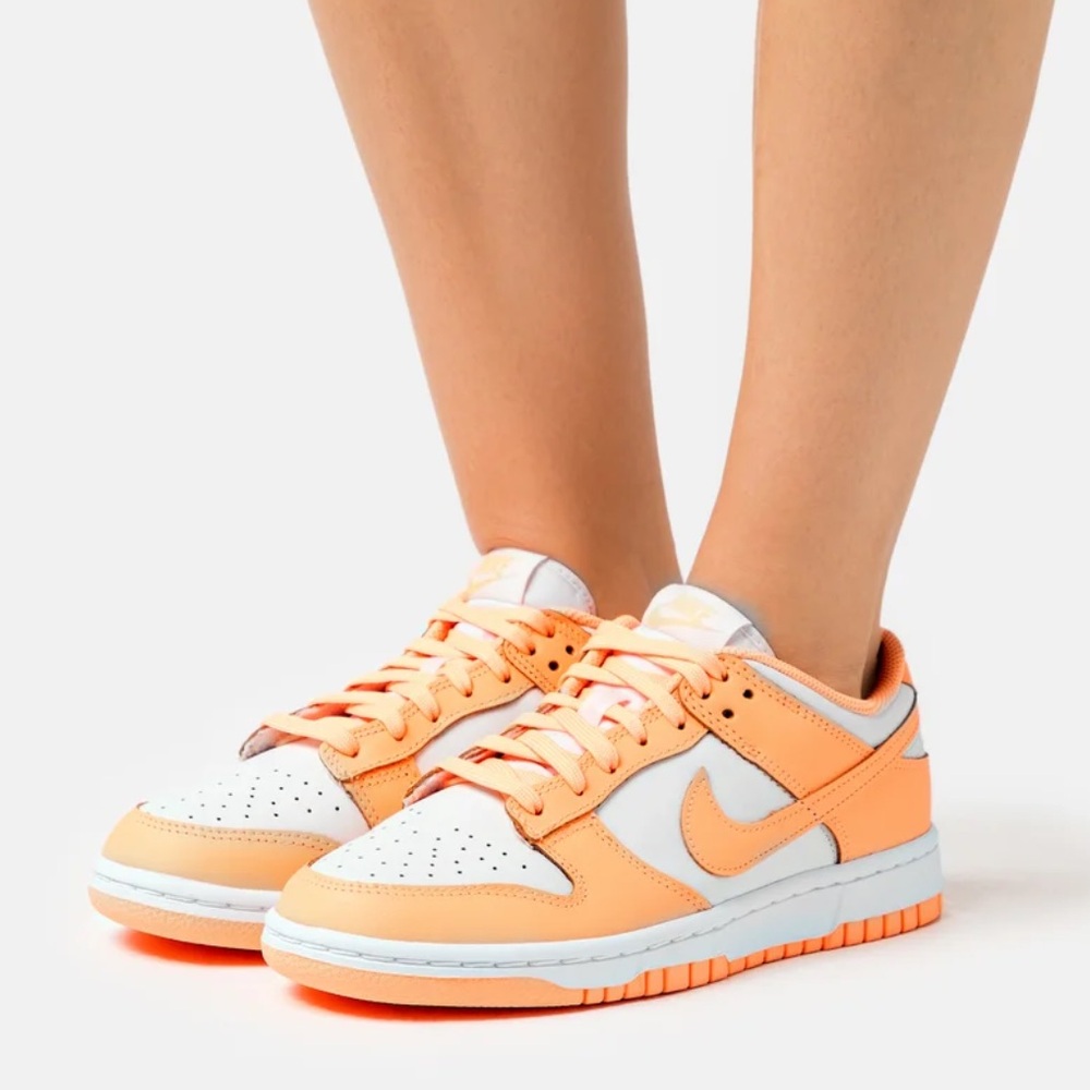 nike dunk low peach